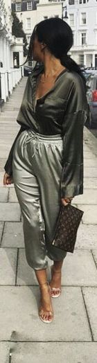 Ляля 7 — проститутка для группового секса, тел. 8 981 145-74-50, доступна 24 7